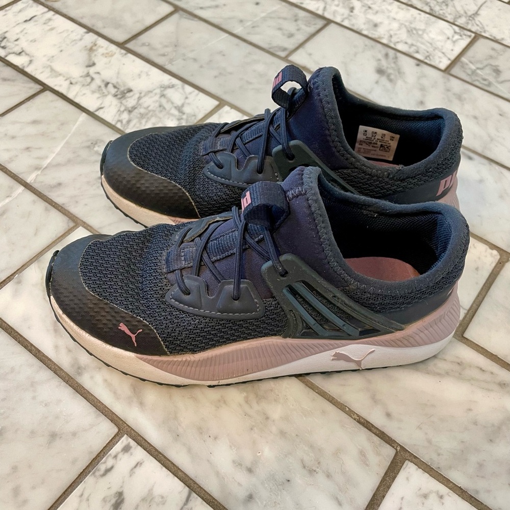 ⭐️ Puma Sneakers - No Tie, Slip On, Hands Free